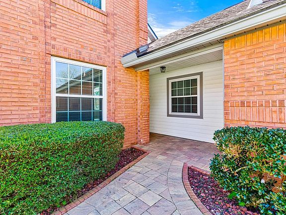 4th image of 2887 Lantana Lakes Dr W