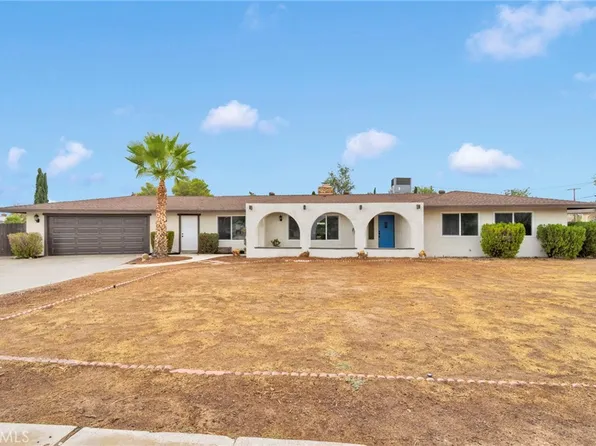 13901 Iroquois Rd, Apple Valley, CA 92307