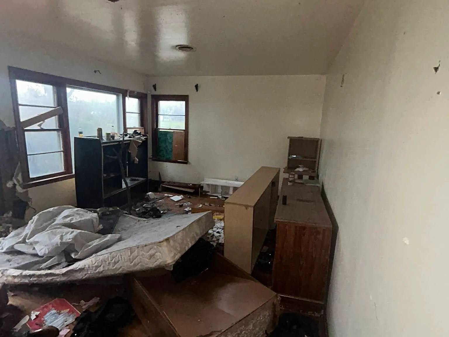 2 bed, 1359 sqft, $250 — Photo 2