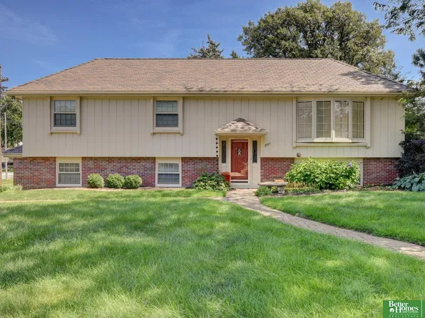 3303 S 116th St, Omaha, NE 68144