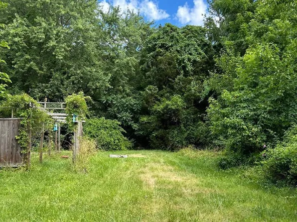 8886 Georgetown Rd, Chestertown, MD 21620