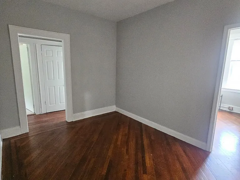 6-8 Glenwood Ave #32 — Photo 7