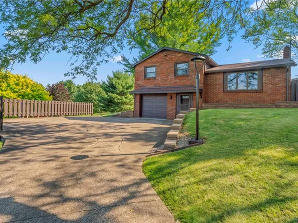 158 Monkey Wrench Rd, Greensburg, PA 15601