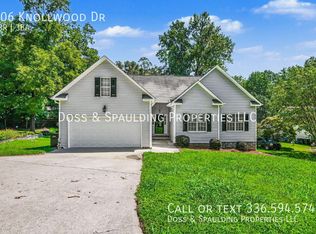 106 Knollwood Dr, Jamestown, NC 27282
