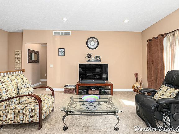 4th image of 5050 Golfton Ct SW