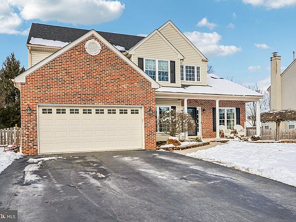 2nd image of 702 Daniel Dr