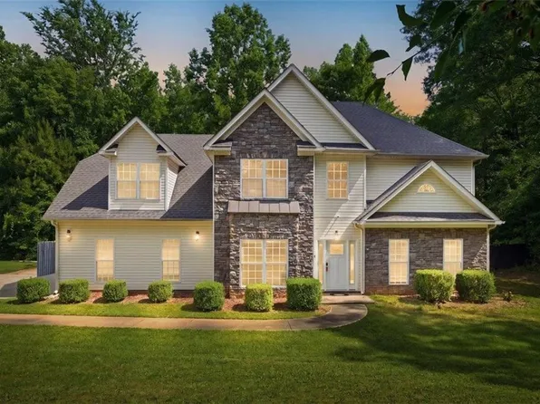 1231 Hillview Rd, Hampton, GA 30228