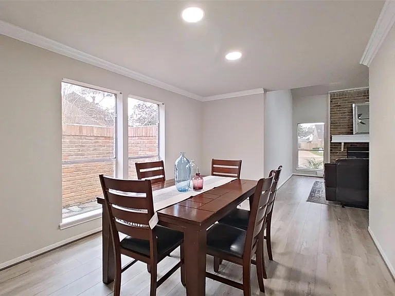 20206 Lake Sherwood Dr — Photo 7