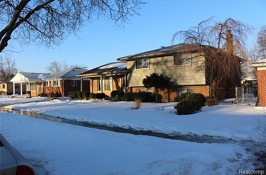 1st image of 6931 Kinmore St