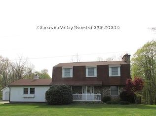 20 Lathem Ridge Rd, Ravenswood, WV 26164