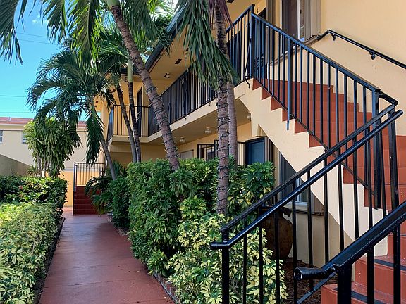 4th image of 2590 NW 14th St APT 2