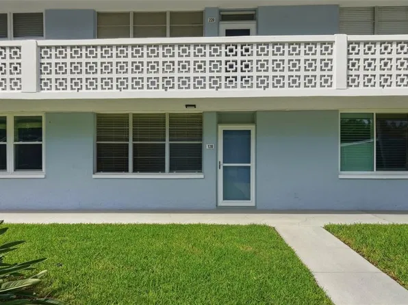 4720 LOCUST STREET NE #120, ST PETERSBURG, FL 33703