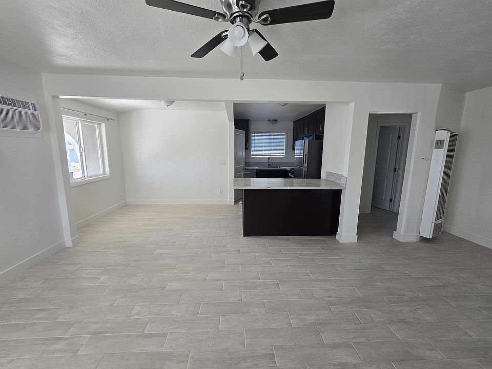 1st image of 905 W Washington Ave #905