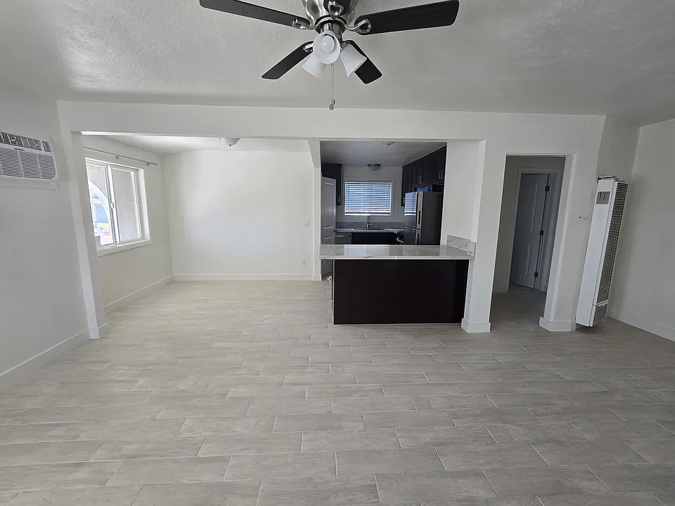 905 W Washington Ave #905