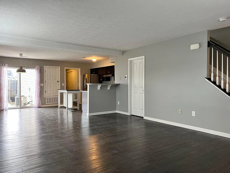 109 Gifford Rd #32 — Photo 3