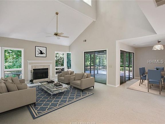 3rd image of 1 Highbush Dr
