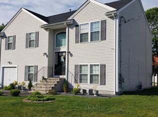 1060 Laurel St, Fall River, MA 02721