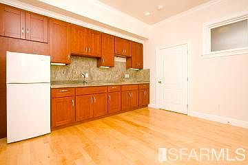 1st image of 1436 23rd Ave #B