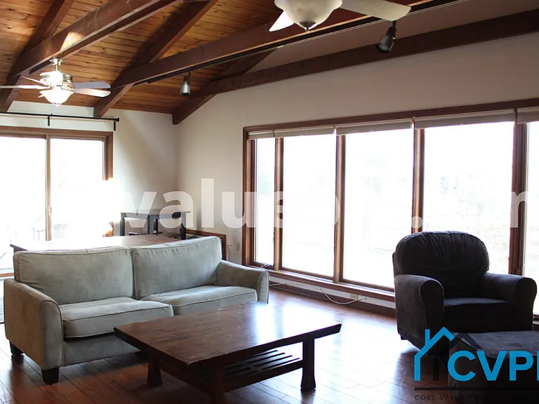 1771 Crofton Pkwy — Photo 10