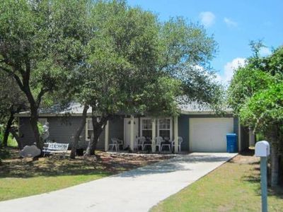 662 S 10th St, Aransas Pass, TX, 78336
