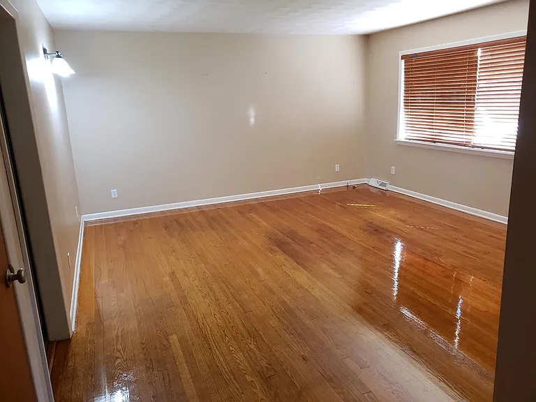 705 W Montclair St — Photo 6