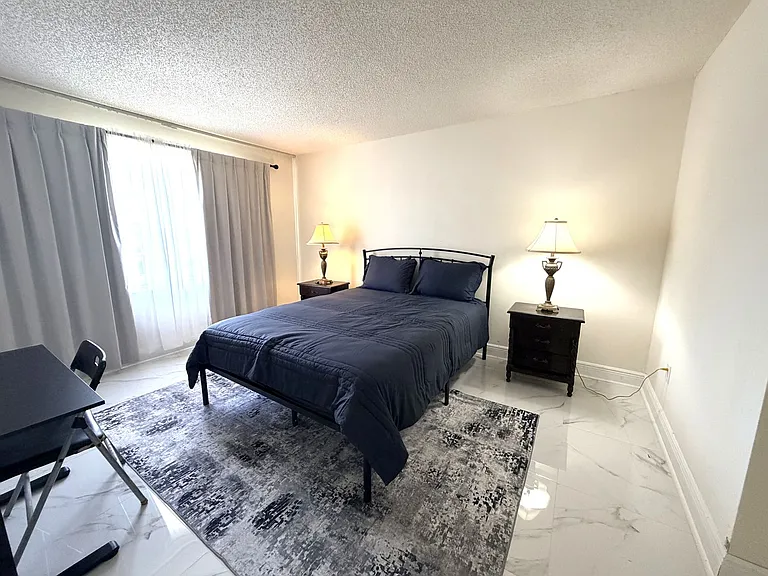 7050 Nantucket Cir #6 — Photo 13