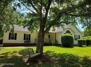 124 River Reach Dr W, Swansboro, NC 28584