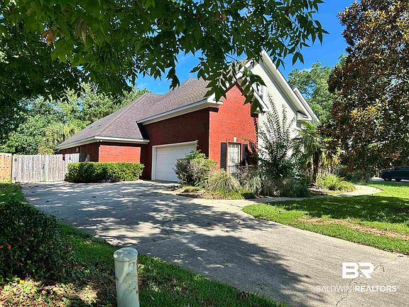 4th image of 25851 Kensington Way