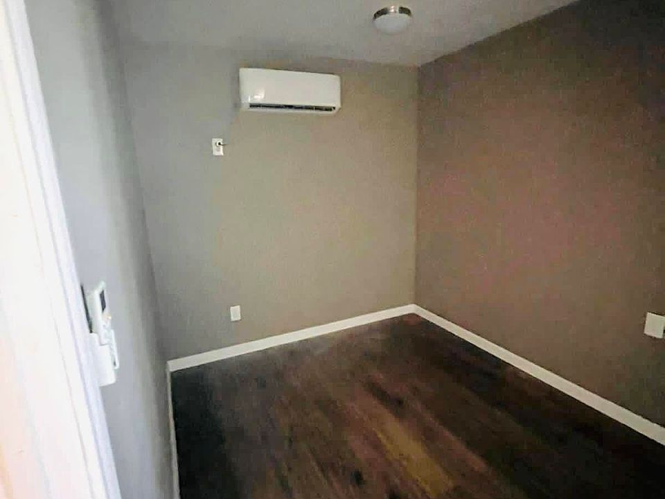 1st image of 102 S Holland Ave #16583159