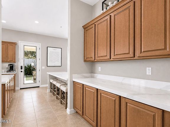 5th image of 4217 E EDGEMONT Avenue