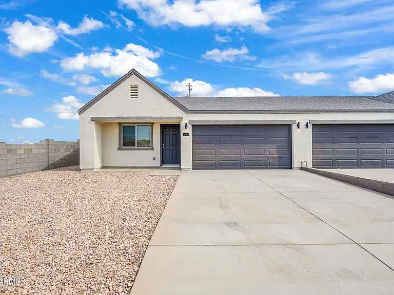 13215 S Laredo Rd — Photo 1