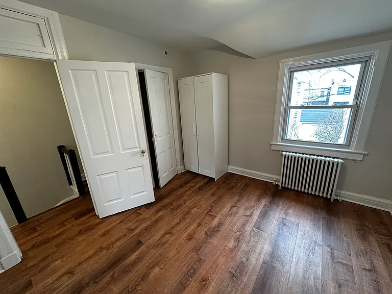 525 11th St SE — Photo 26