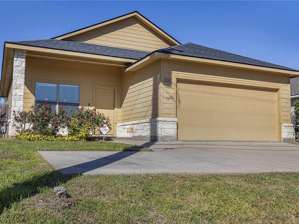 1st image of 930 W 28th St