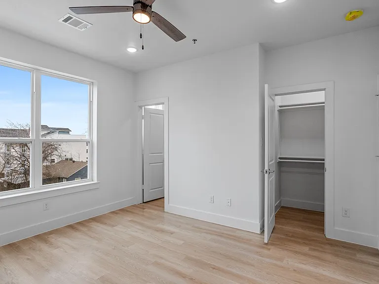 2400 Benbrook Dr #108 — Photo 27