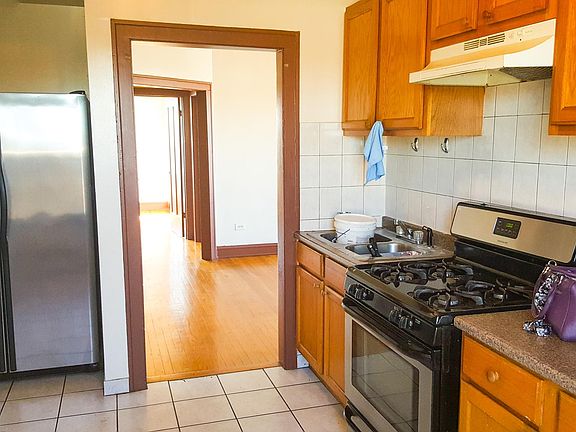 5th image of 4958 W Dickens Ave APT 3