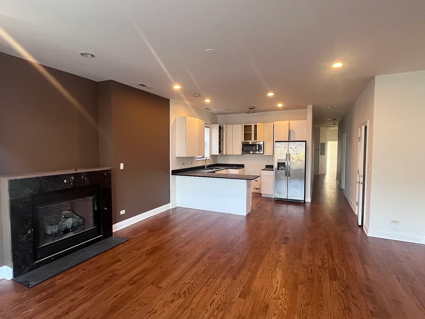 3 bed, 1500 sqft, $3,000 — Photo 3