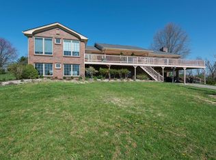 1088 Graves Rd, Stamping Ground, KY 40379