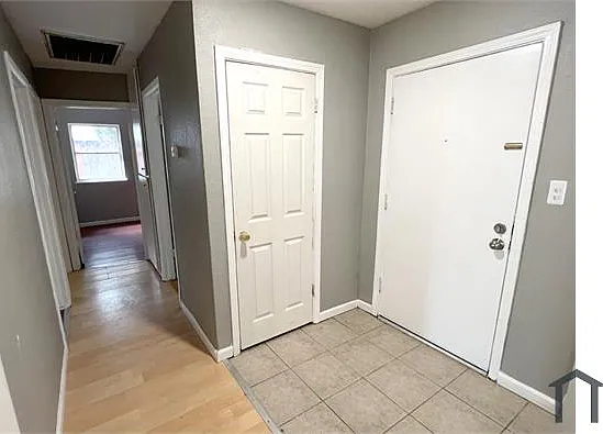 3216 Hurley Way — Photo 4