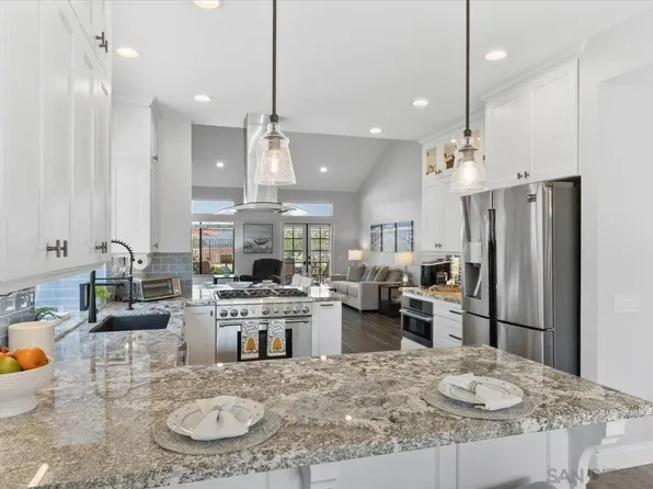 16263 Via Embeleso, San Diego, CA 92128