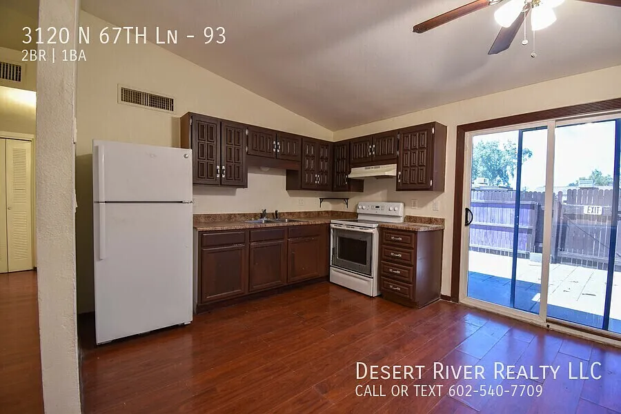 3120 N 67th LN Apt 93, Phoenix, AZ 85033 — Photo 3