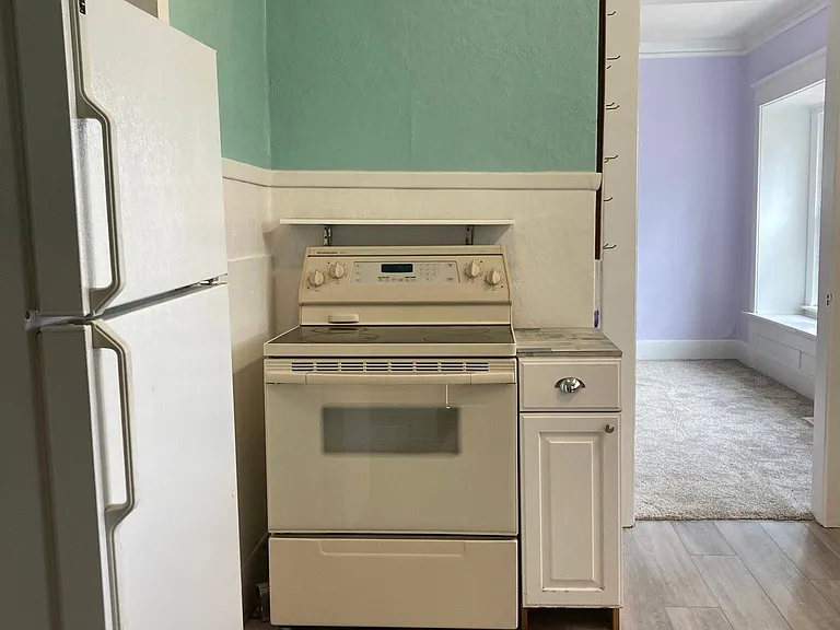 1250 Ferry St SW — Photo 11