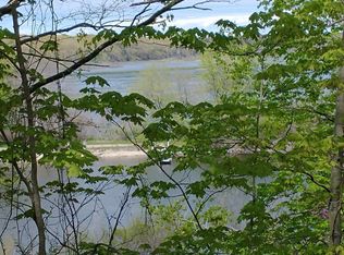 Riverside Rd, Fennville, MI 49408