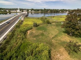 125 Massasoit Ave, Barrington, RI 02806