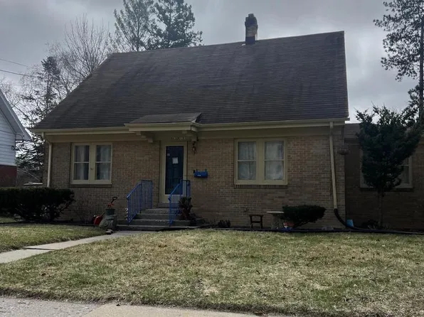 N63W5783 Columbia ROAD, Cedarburg, WI 53012