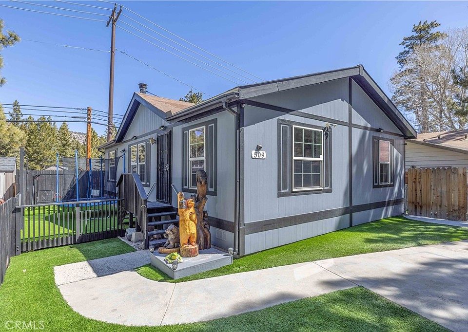 1st image of 509 Irving Way