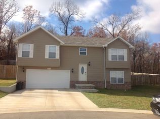 176 Lyle Curtis Cir, Waynesville, MO 65583