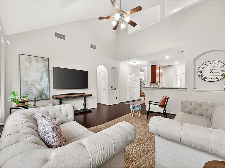 6503 Wilshire Fern — Photo 21