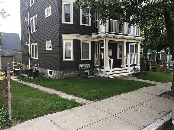 5th image of 35 Daly St Unit 1