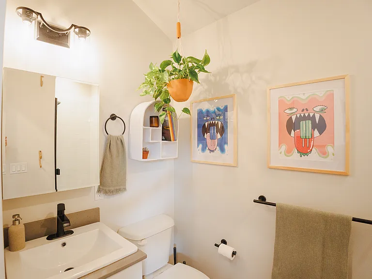 2725 Peabody St #201 — Photo 7