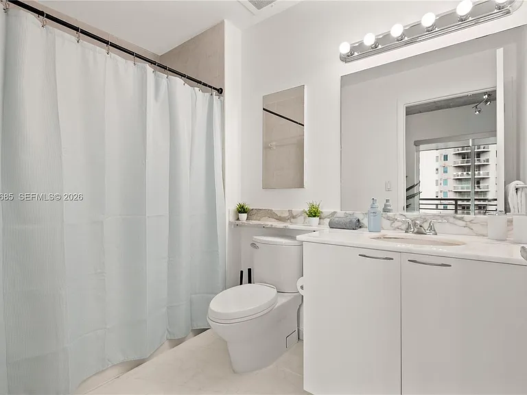 234 NE 3rd St #1704 — Photo 29